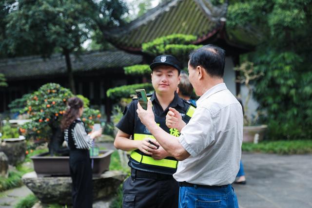 成都杜甫草堂博物馆国庆中秋系列活动：多举措惠民便民，推动诗意文化走向世界
