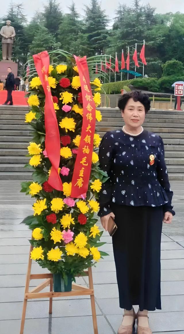湘桂游记(二)俺向伟人敬献花篮