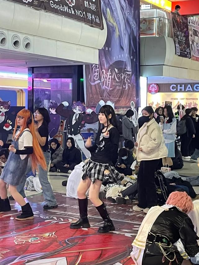 我是成都人，去了趟上海游玩，憋不住想讲讲我的真实感受。