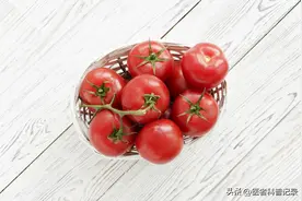 生吃西红柿，对血糖有没有影响？有利于降血糖吗？望你早点搞清楚图片