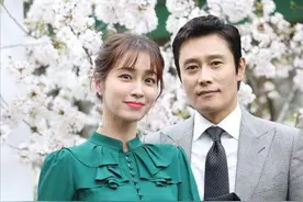 几对韩国明星夫妻对比，金泰希夫妇郎才女貌，玄彬的妻子最漂亮图片