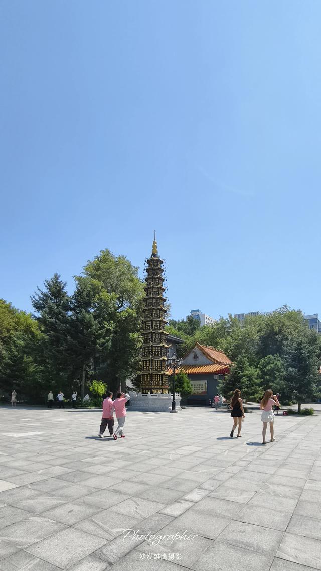 游览哈尔滨极乐寺侧记