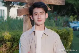 黄凯，参与综艺《offer5》走红，因自媒体赚到钱，搬离清华宿舍图片