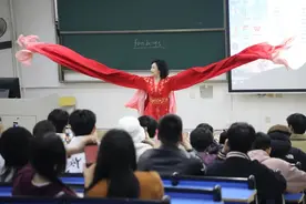 陈俐：不想当网红，我只是一名老师图片