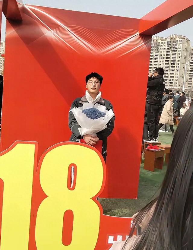 痛心！江苏20岁男孩张俊豪去世，原计划报考军校，去世原因曝光