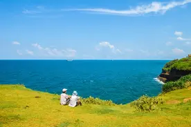 奶奶得知婆婆病情，每天满脸泪花伤心难过，一句话让我瞬间泪崩图片