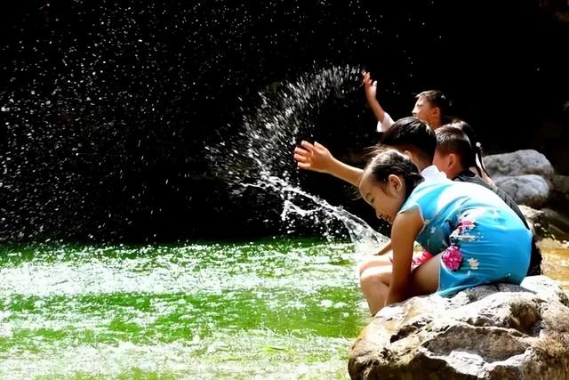 来体验，你没见过的小镇四季！