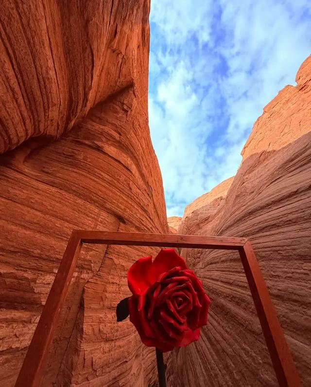 【晋陕过大年】平遥古城•王家大院•双林寺•壶口瀑布•春节活动