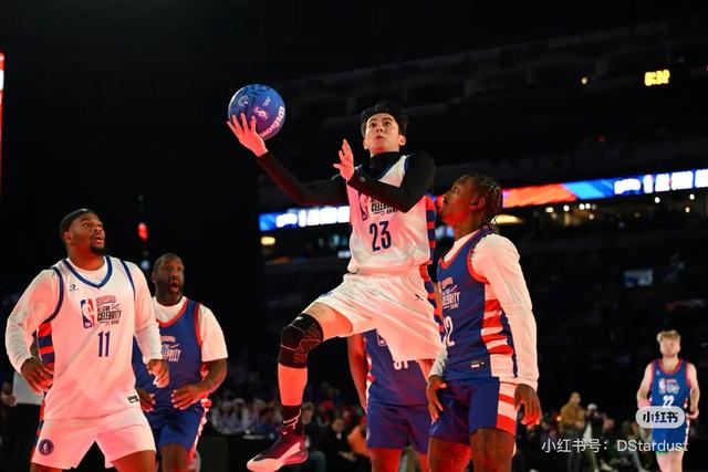 王鹤棣NBA名人赛在炸场！这球技，内与真没对手？