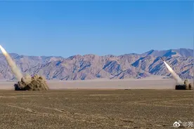 向实战靠拢，“东风-12”列装火箭炮部队，中国陆军扬眉吐气了图片