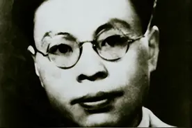 《永不消逝的电波》1942年中断内幕，幸好有汉奸周佛海图片