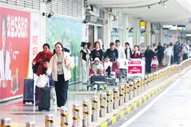 三亚凤凰国际机场春运期间航班加密 预计保障旅客超320万人次图片