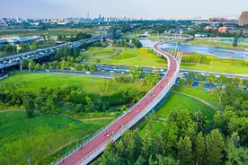 成都网民呼吁加强绿道机动车禁入管理 官方回应图片