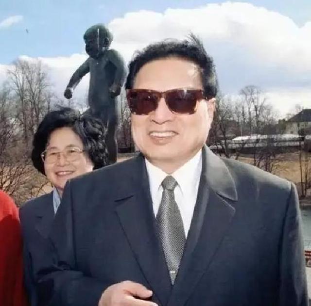他是原中纪委书记，官至正国级，活到91岁，一子二女都是行业人才