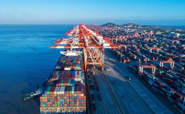 吃完了酒席，李在明启程离京	，临走前终于对华改口，一个时代告终