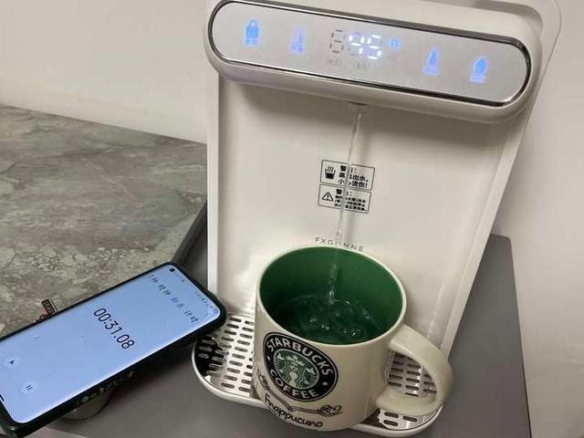 行业焦点！死磕安全母婴级抗菌+0塑料0胶水，宫菱即热饮水机测评