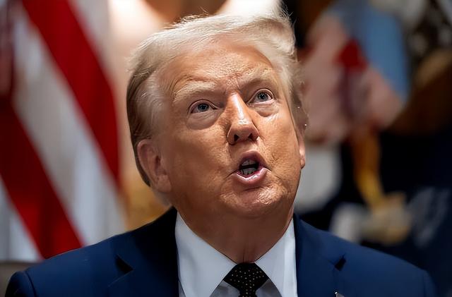 中美会谈结束，特朗普表态，美财长：中国稀土限制	，将推迟一年