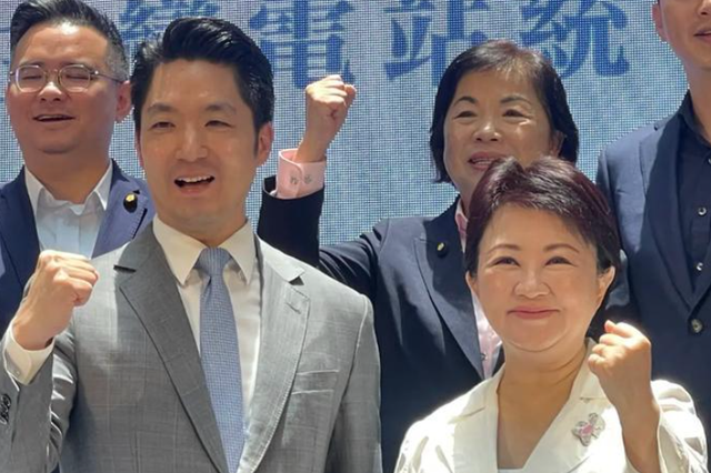 谁将接任国民党主席？8月4日，10万人投票结果出炉，卢蒋排二三