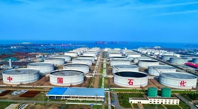 明抢5000万桶石油后	，特朗普转头才发现，中国连一桶都不肯买了