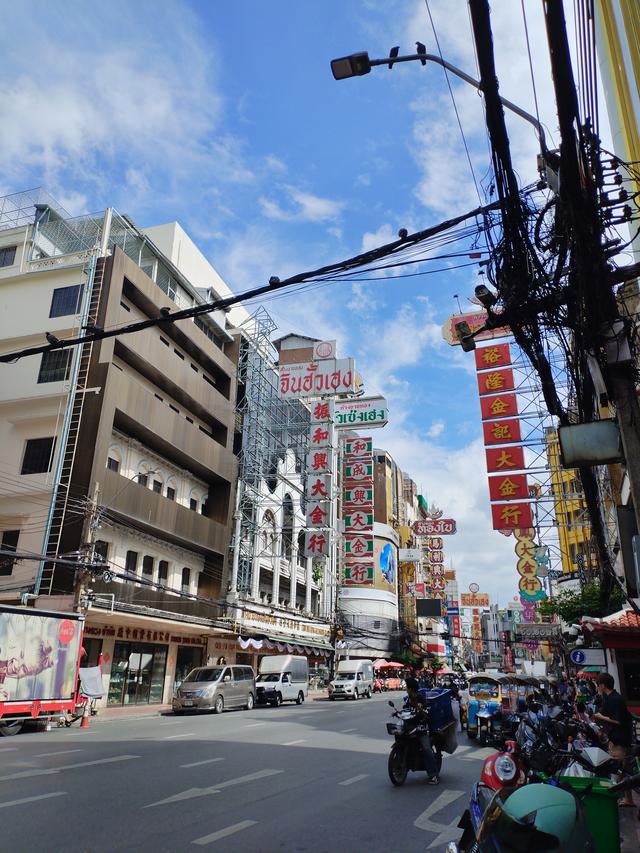 曼谷唐人街，一半烟火，一半乡愁