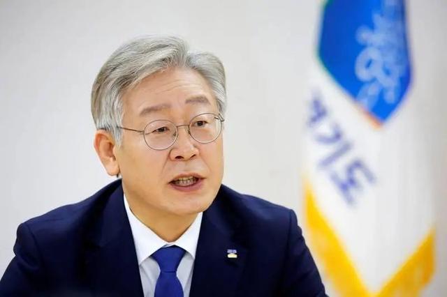 中方不必留座，李在明9月行程要凉，王毅挂断电话，送韩国一句话