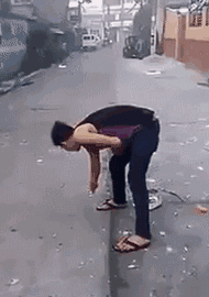 “姑娘，不是什么照片都能随便发的！”哈哈哈亮点都看到了！