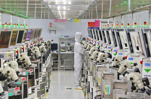 中美第三轮谈判结束,谈判结果曝光？特朗普赌上了全部筹码,关税再推迟90天,中方不变应万变