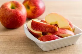 苹果和它一起煮，脾胃好了，湿气少了，代谢涨了，体重重回100斤图片