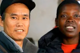 黑人媳妇怀二胎，和丈夫甜蜜秀恩爱，家中冰箱、墙壁藏污垢惹争议图片