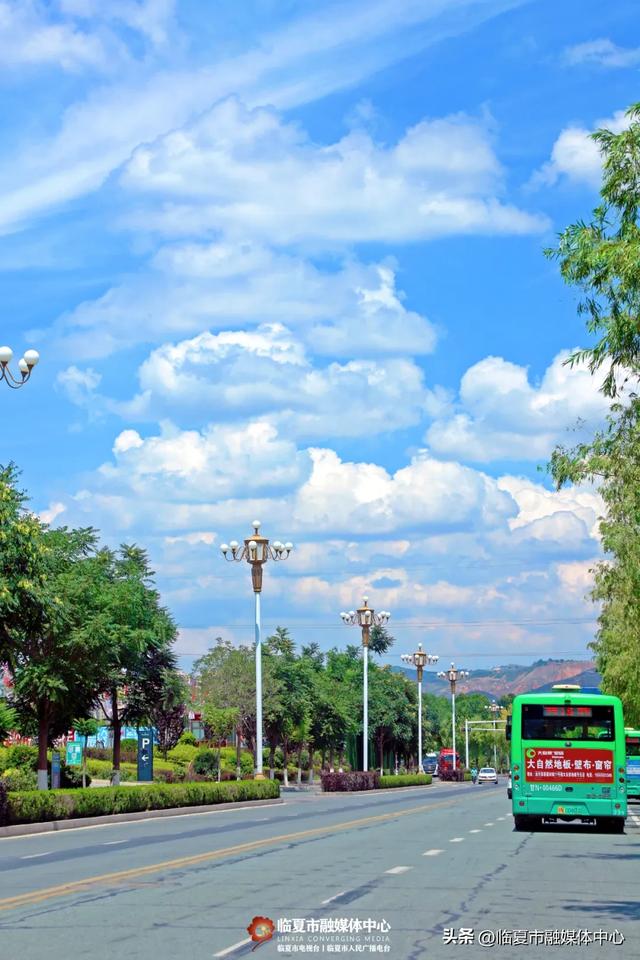 花都临夏市:晴有暖阳 云有絮语 风雨皆成风景