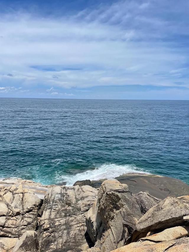 秋冬一到，三亚凭啥又成了“香饽饽”？