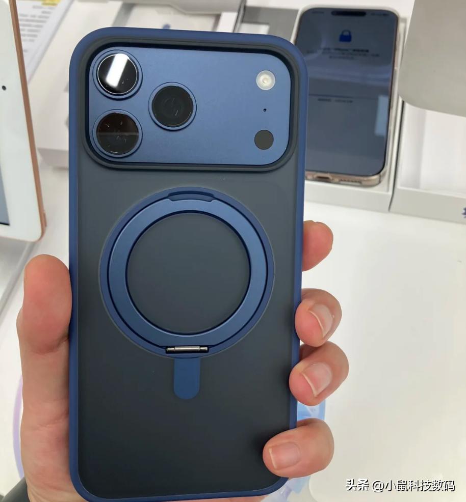 iPhone 17系列评测_苹果17_iPhone 17标准版与Pro Max对比