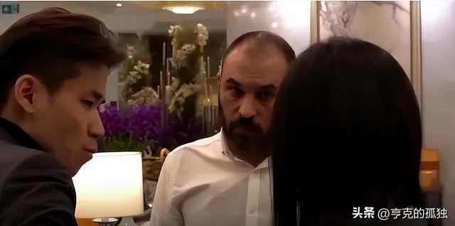 5年前，靠倒卖口罩一年赚60亿元，住5万一夜酒店的他，如今咋样了