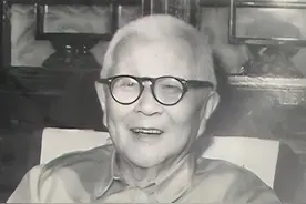 1955年，邵力子说中国已有7亿人，要控制人口，毛主席:人多好办事图片