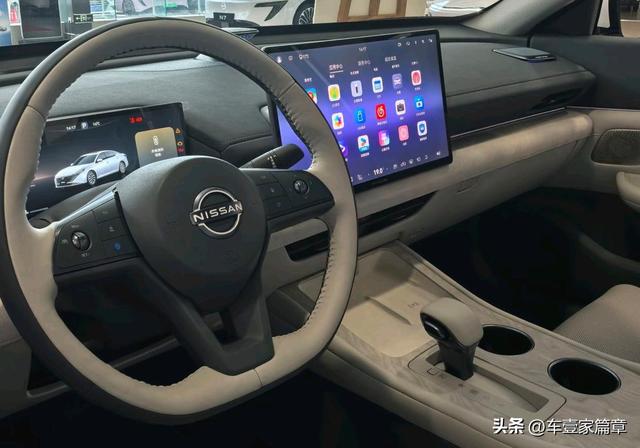 合资B级车杀疯了？2026款天籁用“鸿蒙座舱”打出王炸！