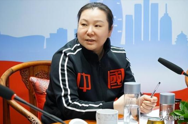 3次被国家队开除，退役11年后再看王濛现状，才明白李琰评价没错