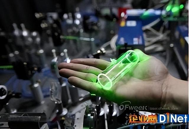 基于FeFET的光子存储器！存内光计算关键一环！