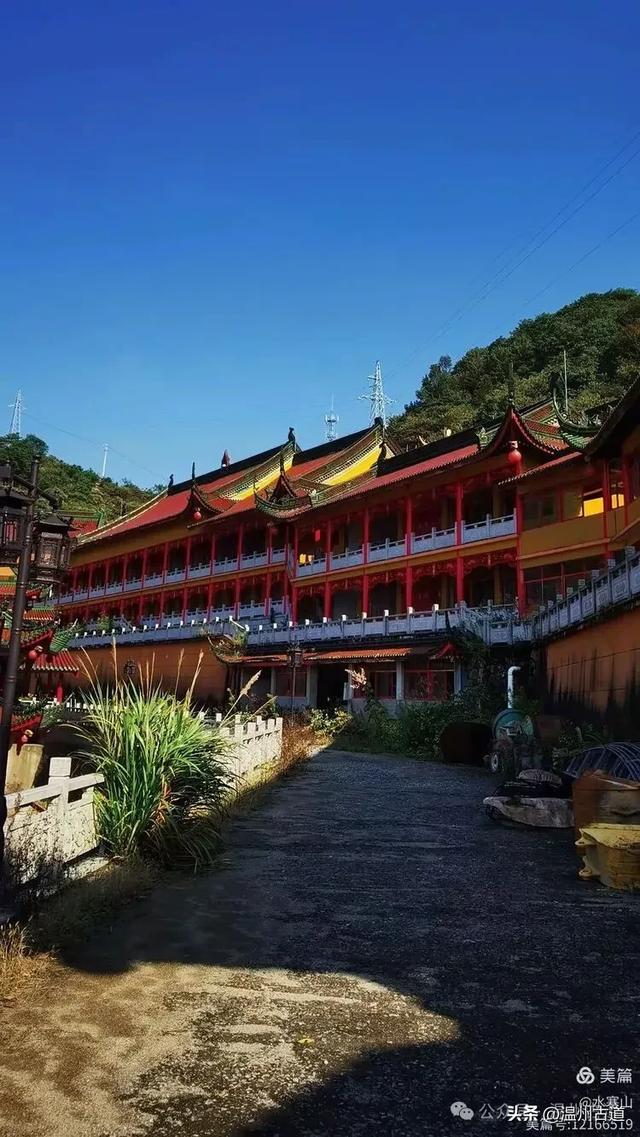 被誉为“江南小布达拉宫”！探秘浙江最大最土豪的寺院！