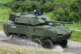 3米高的“国产”大八轮！105猎豹全身美式零件，凭此就想反登陆图片