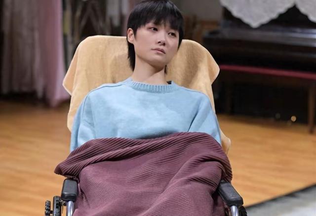 身价上亿有什么用？39岁患“不死癌症”的李宇春，给所有人提个醒
