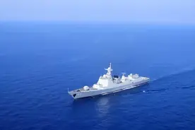 台岛以东对峙！南京舰雷霆出击，台舰不敢直面，收复澎湖机会来了图片