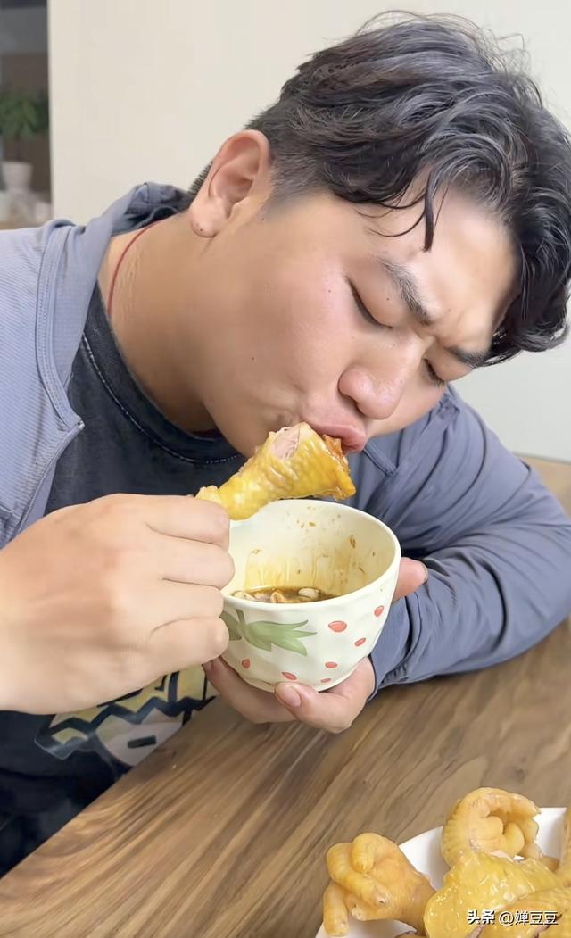 白切鸡“南北大战”背后：一道菜为何让广东人“较真”到关评？