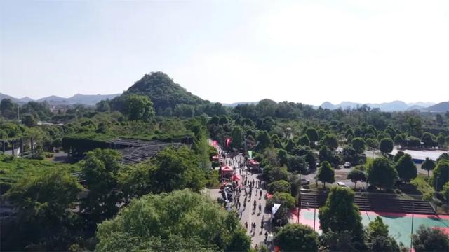 贞丰：旅游经济“火热”