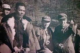 1962年印军溃逃后，丁盛发火：关门打狗，现在门是关上了，狗呢？图片