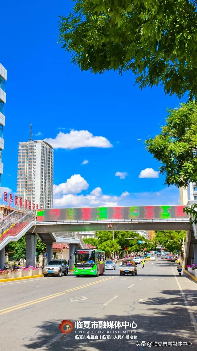 花都临夏市：晴有暖阳 云有絮语 风雨皆成风景