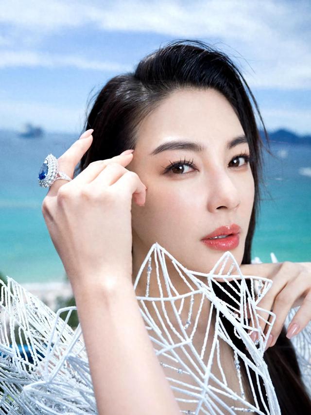 嫁给老头的5位女明星，有的丈夫可以当爹，有的甚至可以当爷爷