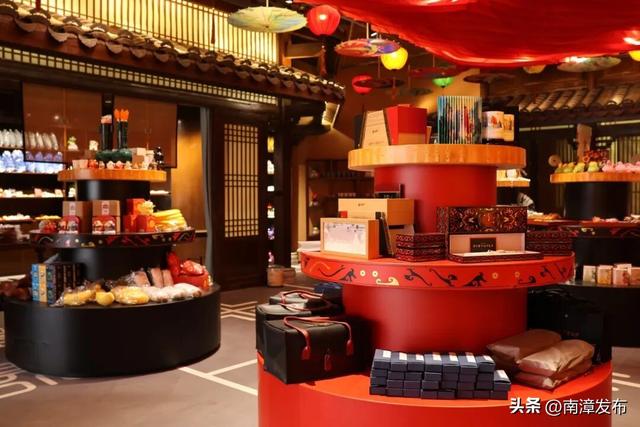 开馆啦！南漳文旅新地标已就位，穿汉服、下AI棋、逛数字汴河…