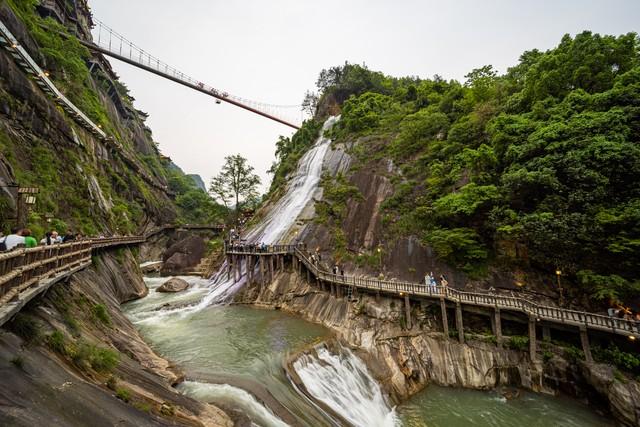 北海道要蹭望仙谷的流量？原来外国人不懂中国原创文旅的流量密码