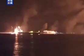 美军空袭已致80人死亡！也门多地民众大规模集会抗议图片