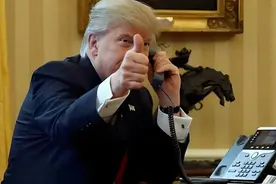 还没等到北京电话，特朗普终于明白了：美国想要的，中国绝不会给图片